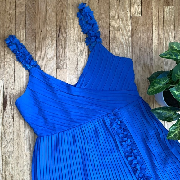 NWT Foxiedox Pleated Front Slit Floral Strap Sapphire Blue Midi Dress Size L - Picture 3 of 16